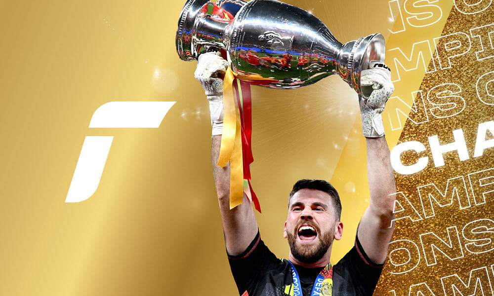 Reusch Keeper Unai Simón & Spain are European Champions