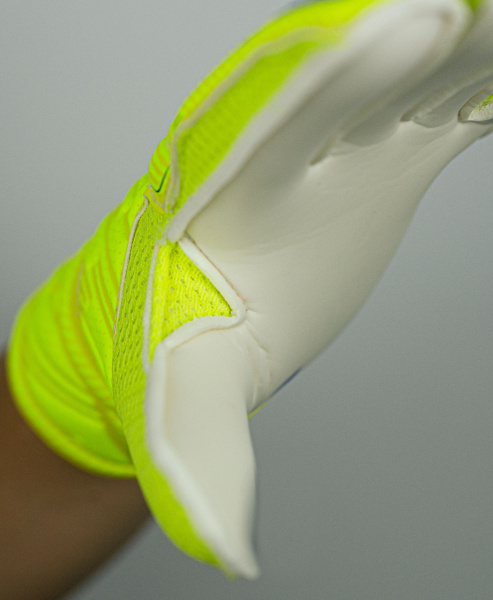 Reusch Attrakt Solid Junior 5272515 2001 white blu