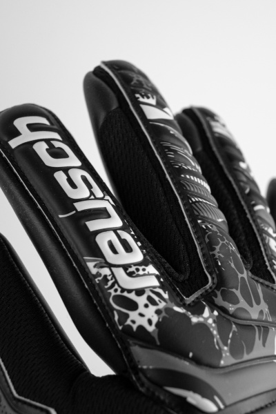 Reusch Attrakt Infinity Junior 5372725 7700 black 