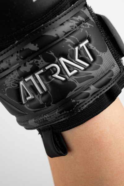 Reusch Attrakt Infinity Junior 5372725 7700 black 
