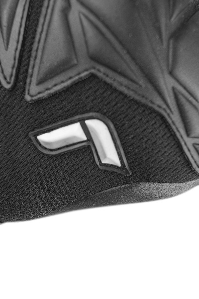 Reusch Attrakt Gold NC 5470155 7700 black 3.jpg