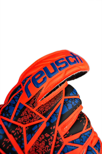Reusch Attrakt Solid 5470515 2210 2210 2.jpg