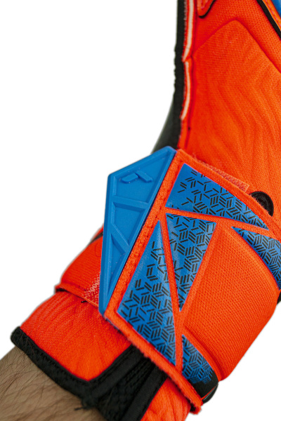 Reusch Attrakt Fusion Guardian 5470985 2211 2211 4