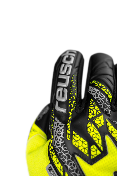 Reusch Attrakt Silver 5570215 2025 2025 2.jpg