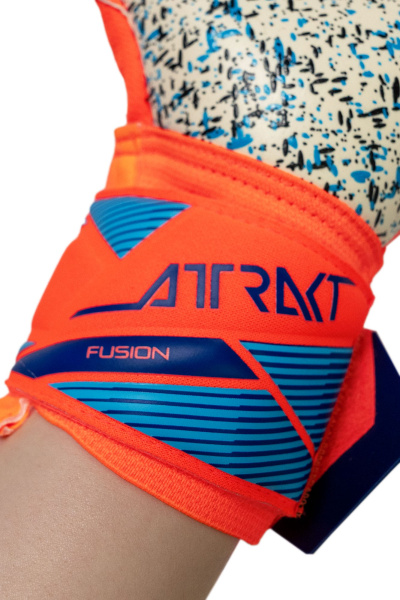 Reusch Attrakt Fusion NC 5670005 2290 blue orange 