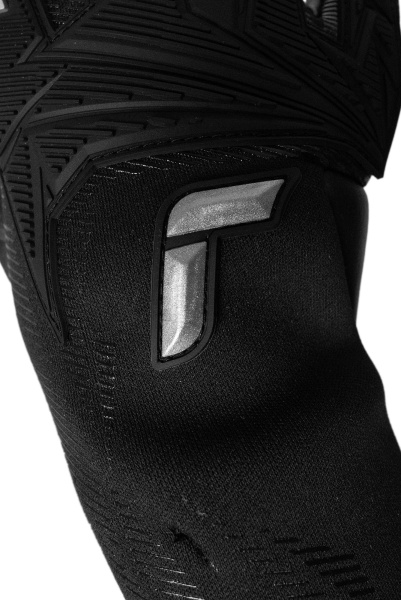 Reusch Attrakt Duo Strapless 5670399 7080 black 3.