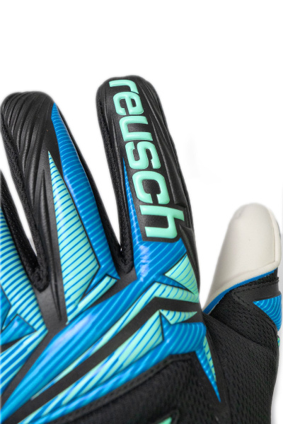 Reusch Attrakt RE:GRIP NC 5670535 7272 black 2.jpg