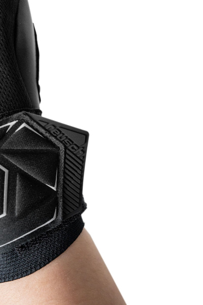 Reusch Attrakt Freegel Infinity Finger Support 567