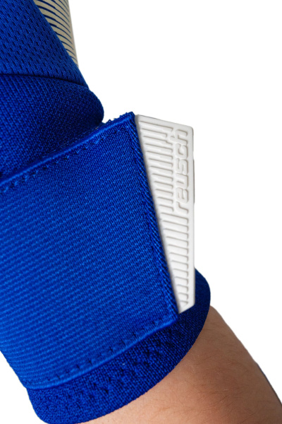 Reusch Attrakt Gold X NC Gravity 5670975 4126 blue