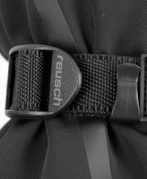Reusch Down Spirit GTX 6101355 7702 black silver 4