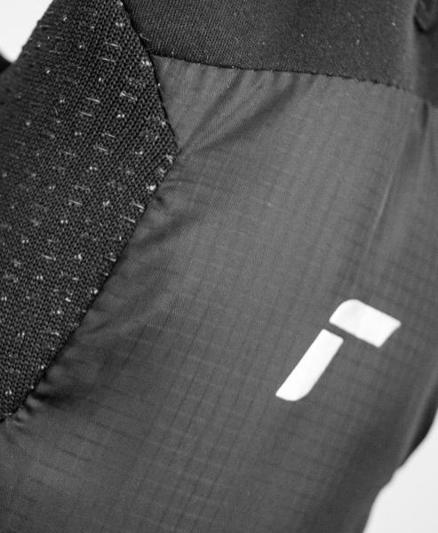 Reusch Garhwal Hybrid TOUCH-TEC 6107194 7702 black