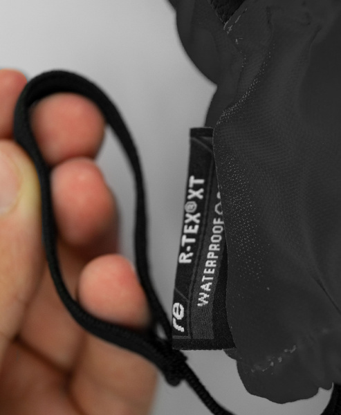 Reusch Olly R-TEX® XT Mitten 6185588 7700 black 3.