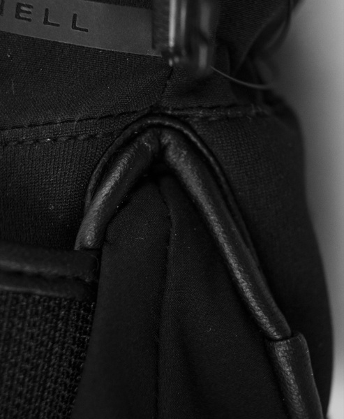 Reusch Tessa STORMBLOXX 6231138 7700 black 2.jpg