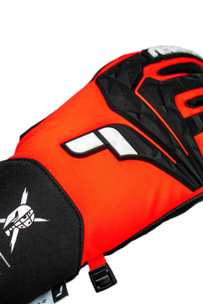Reusch Ultra 6501199 7809 black red 3.jpg